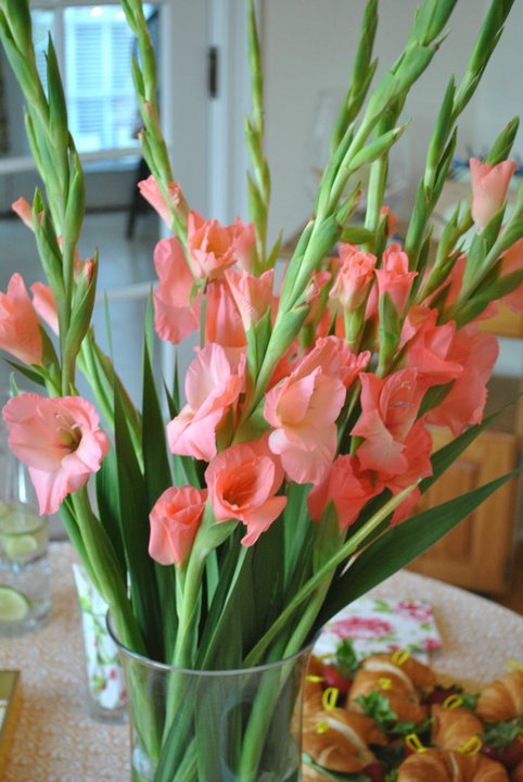 Gladiolus flowers make great centerpieces because of their height